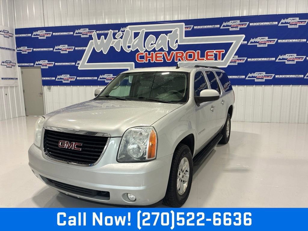 2010 GMC Yukon 4WD 1/2 Ton SLT1 (4SA)'s photo