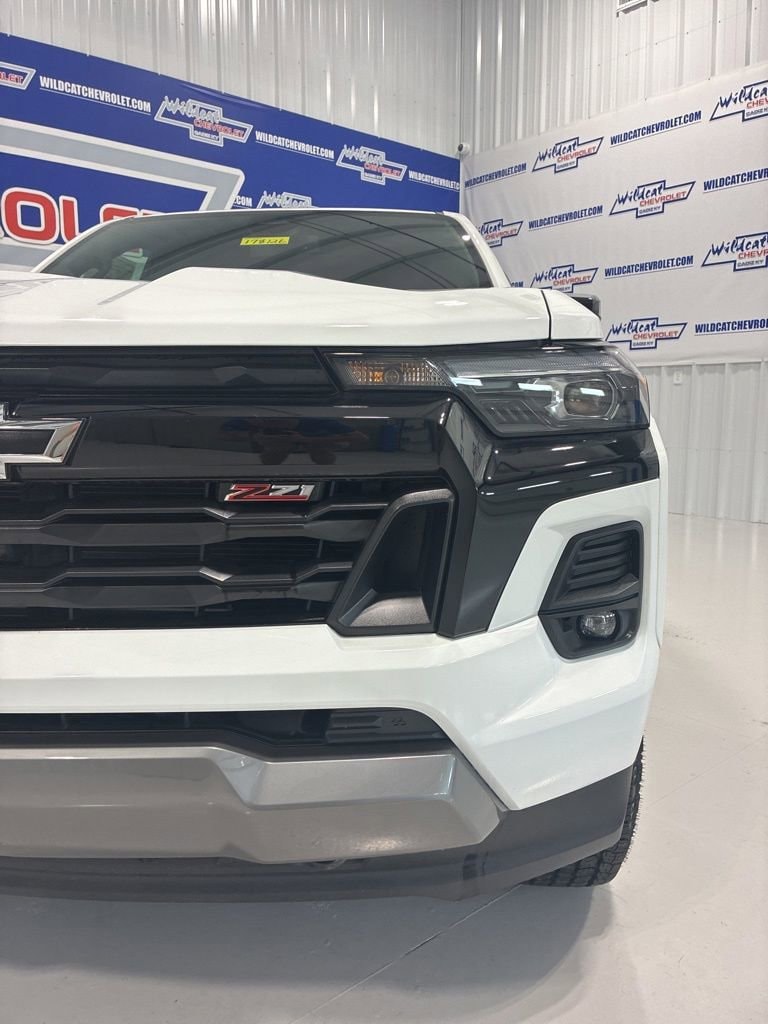 2025 Chevrolet Colorado Z71 - Photo 18
