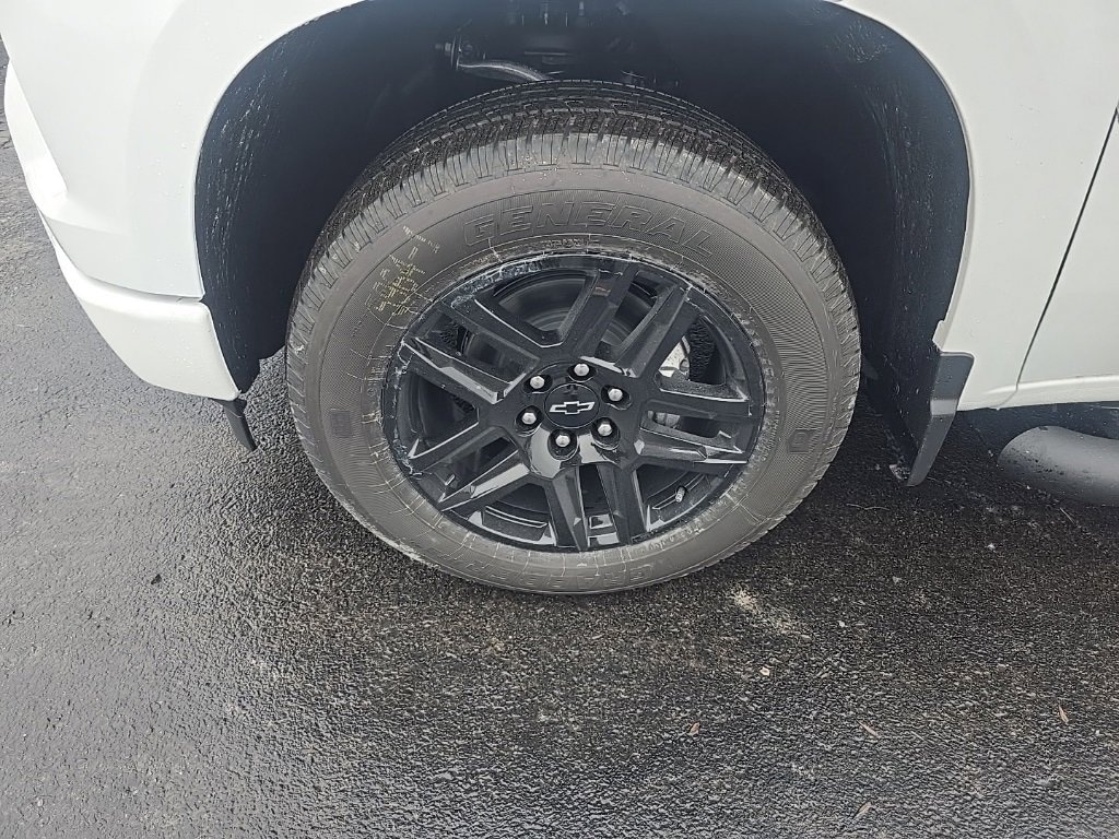 New 2026 Chevrolet Silverado 1500 Custom Truck