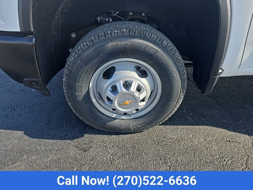 New 2025 Chevrolet Silverado 3500 HD Chassis Cab Work Truck Truck