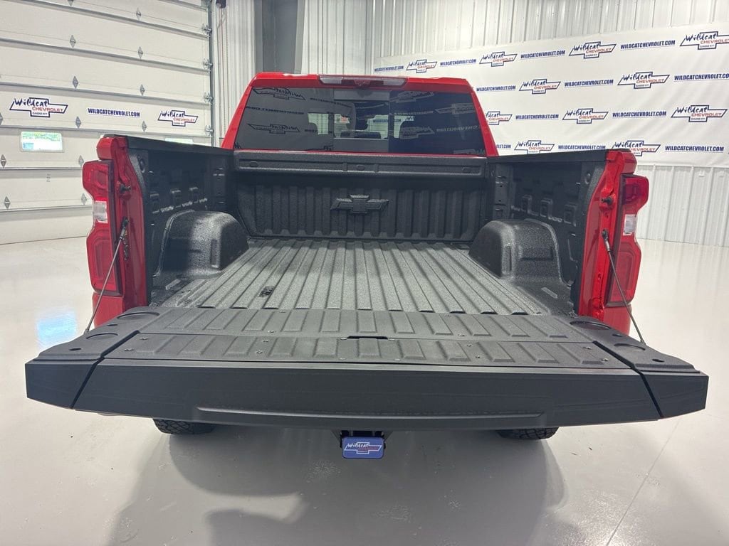 2026 Chevrolet Silverado 1500 ZR2 - Photo 9