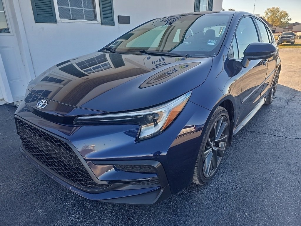Used 2024 Toyota Corolla SE Sedan
