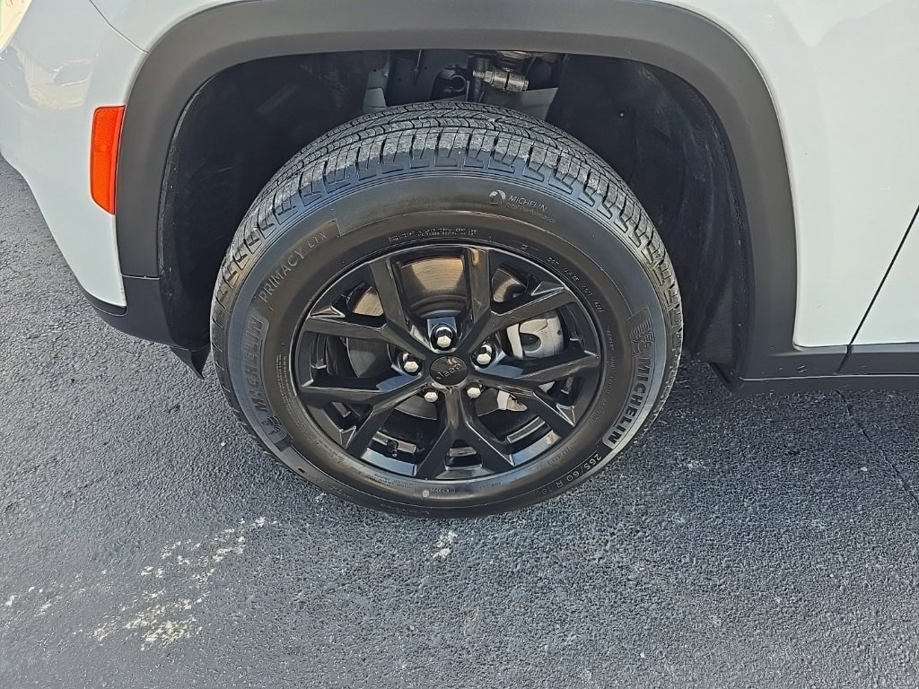 Used 2024 Jeep Grand Cherokee L Altitude SUV