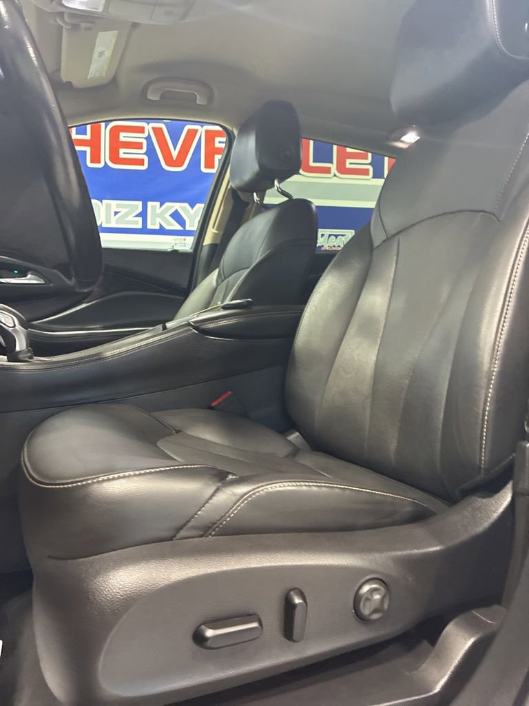 2017 Buick Envision Essence - Photo 16