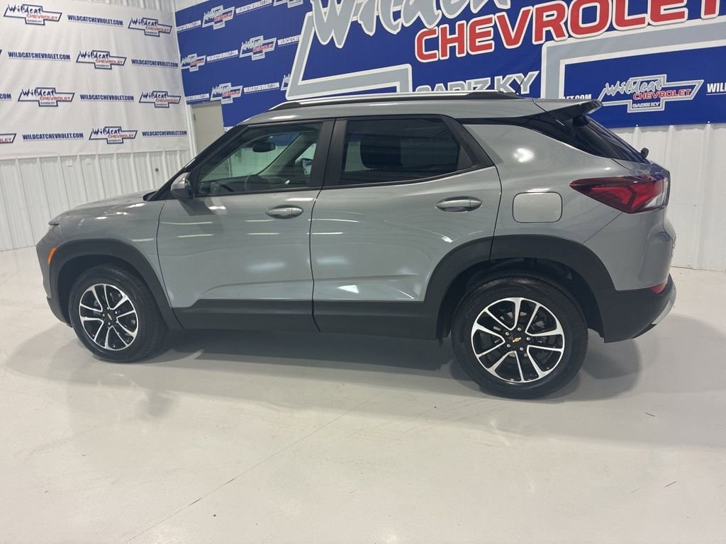 Used 2025 Chevrolet Trailblazer LT SUV