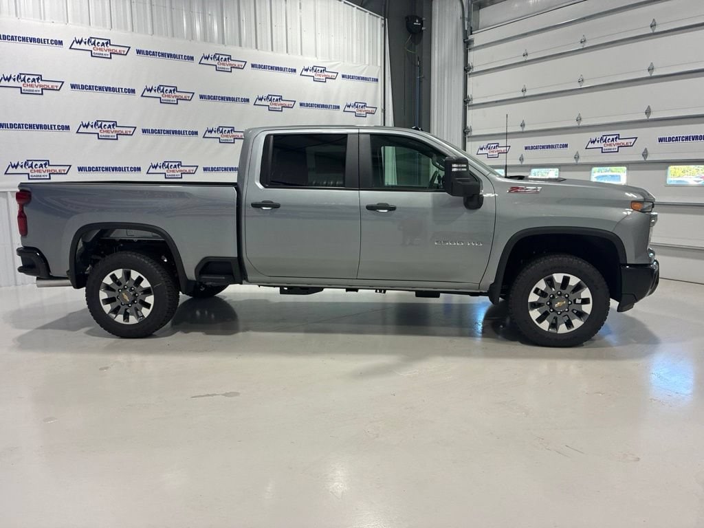 2026 Chevrolet Silverado 2500 HD Custom - Photo 12