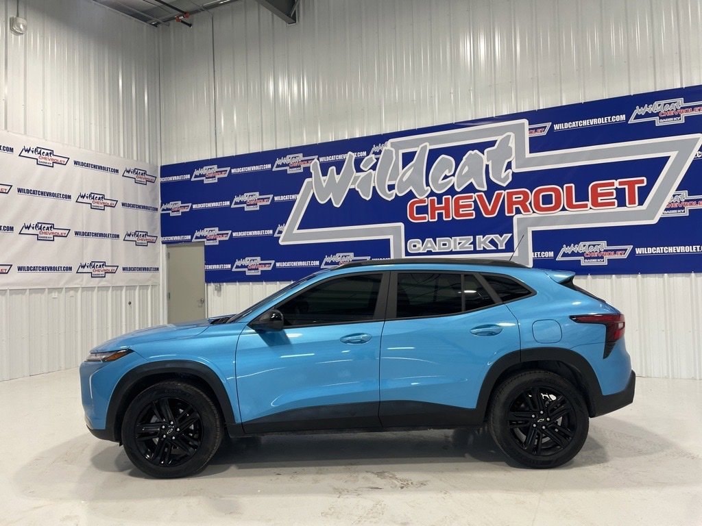 Used 2025 Chevrolet Trax Activ SUV