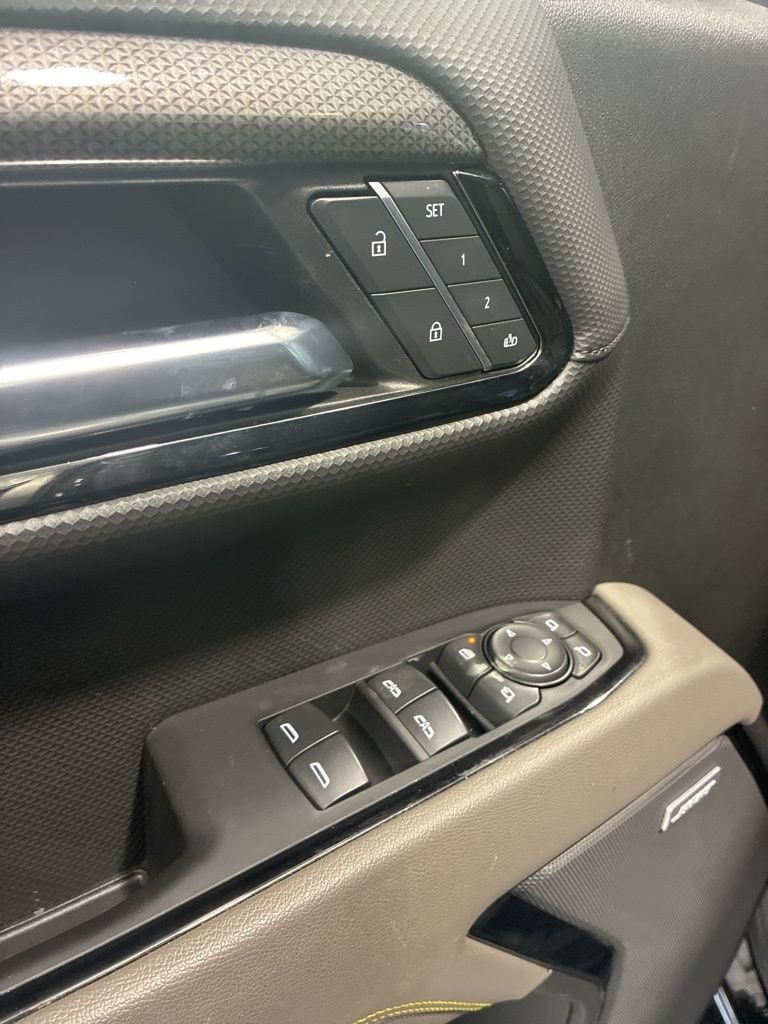 2023 Chevrolet Silverado 1500 ZR2 - Photo 15