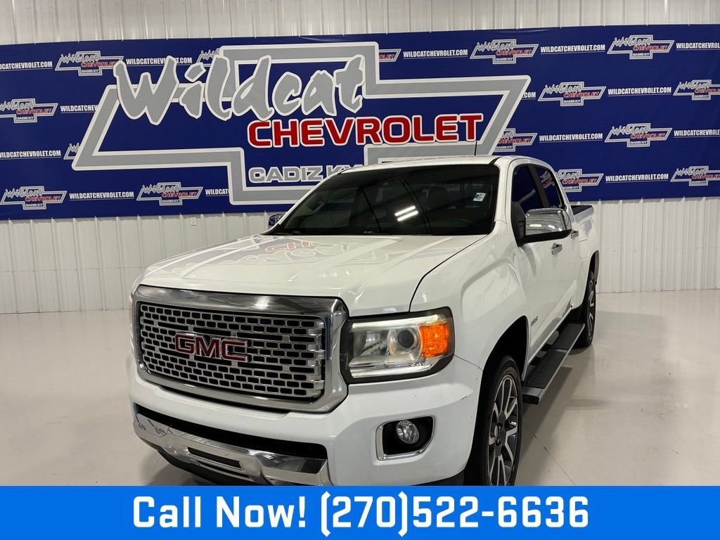 2017 GMC Canyon 4WD Denali Crew Cab Short Box's photo