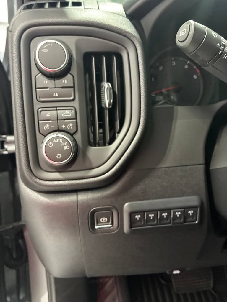 2026 Chevrolet Silverado 2500 HD Custom - Photo 26