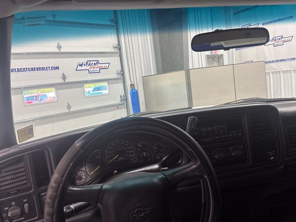 Used 2001 Chevrolet Silverado LS with VIN 1GCJC39G91F118902 for sale in Cadiz, KY