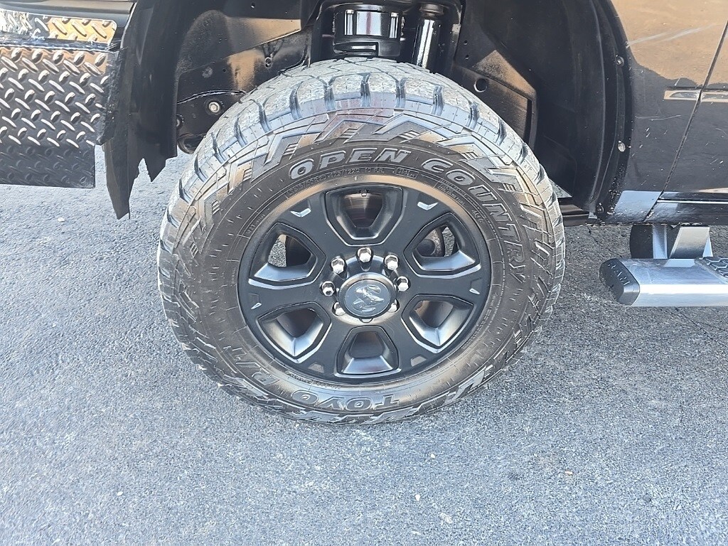 2018 Ram 2500 Tradesman photo 2