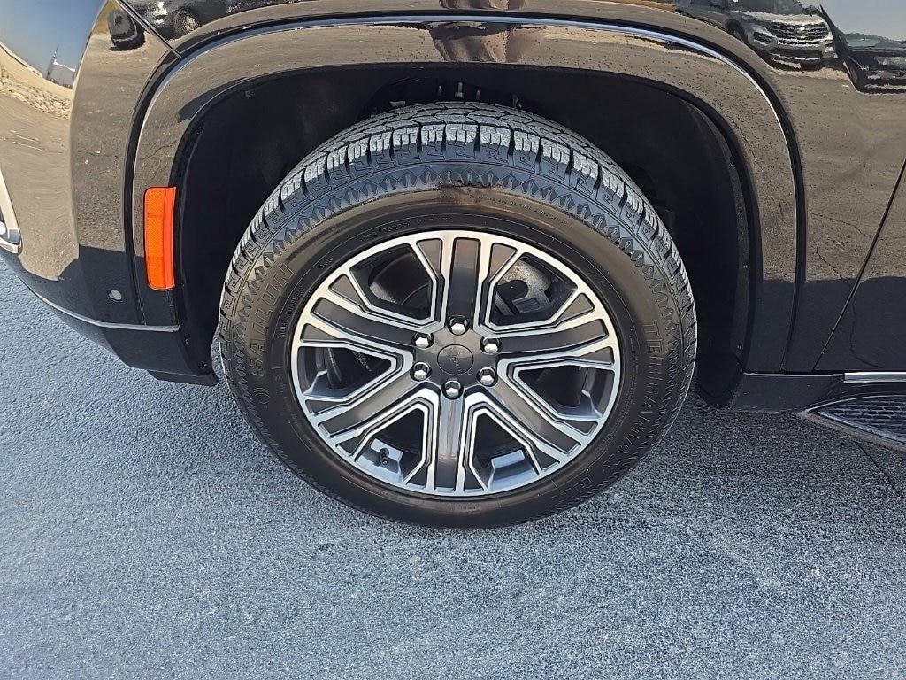 Used 2024 Jeep Wagoneer L Series II SUV