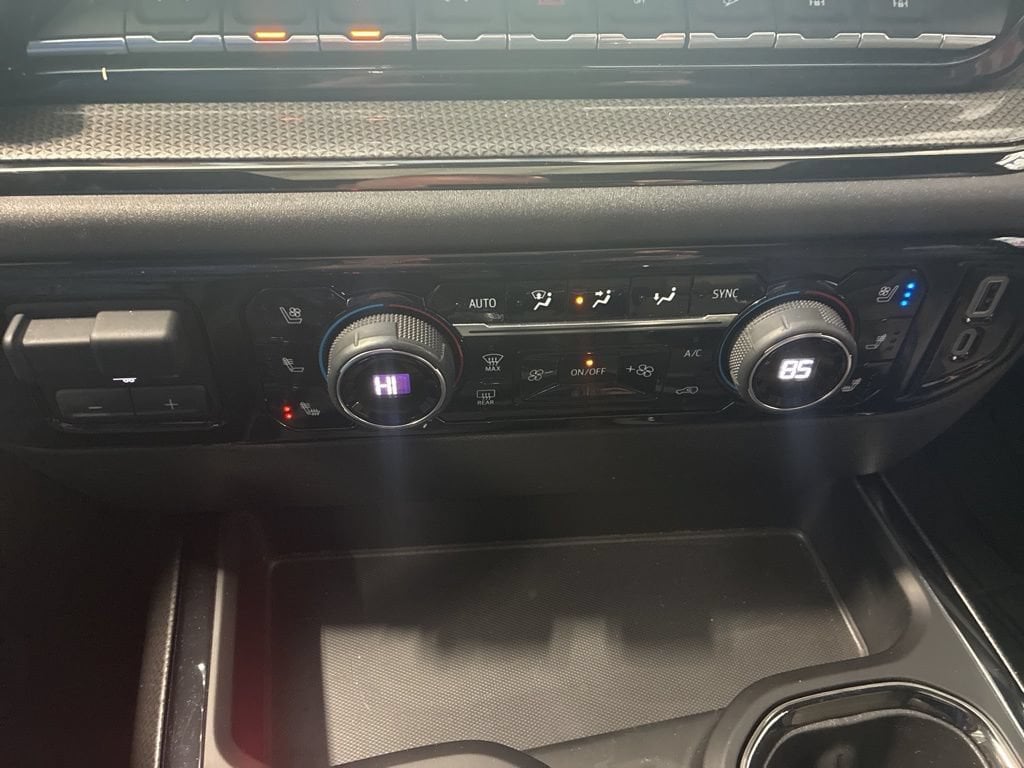 2023 Chevrolet Silverado 1500 ZR2 - Photo 33