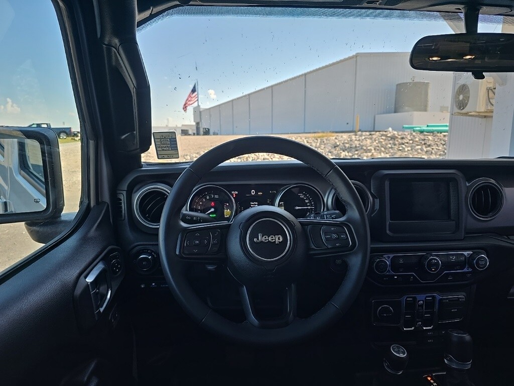 2023 Jeep Wrangler Base 4xe photo 2