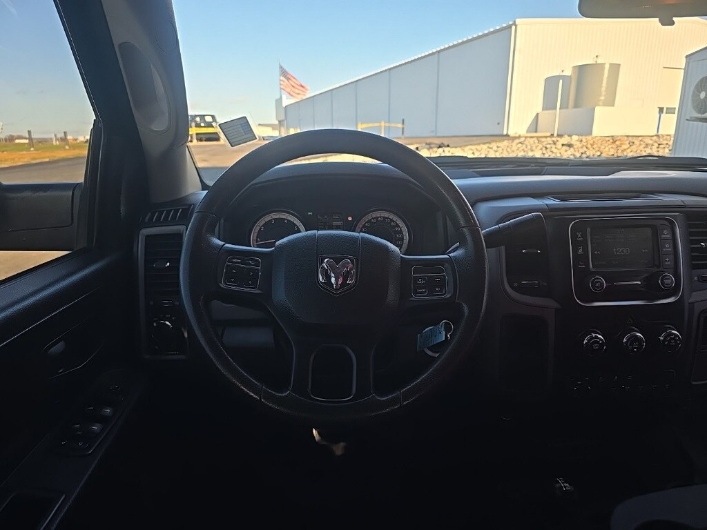 2018 Ram 2500 Tradesman photo 2