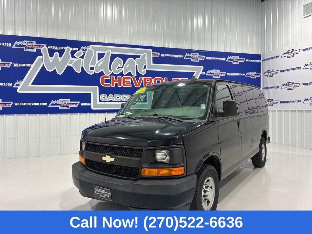 2017 Chevrolet Express 2500 LS's photo