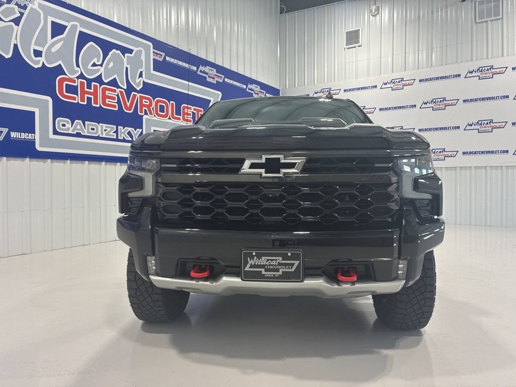 2023 Chevrolet Silverado 1500 ZR2 - Photo 9