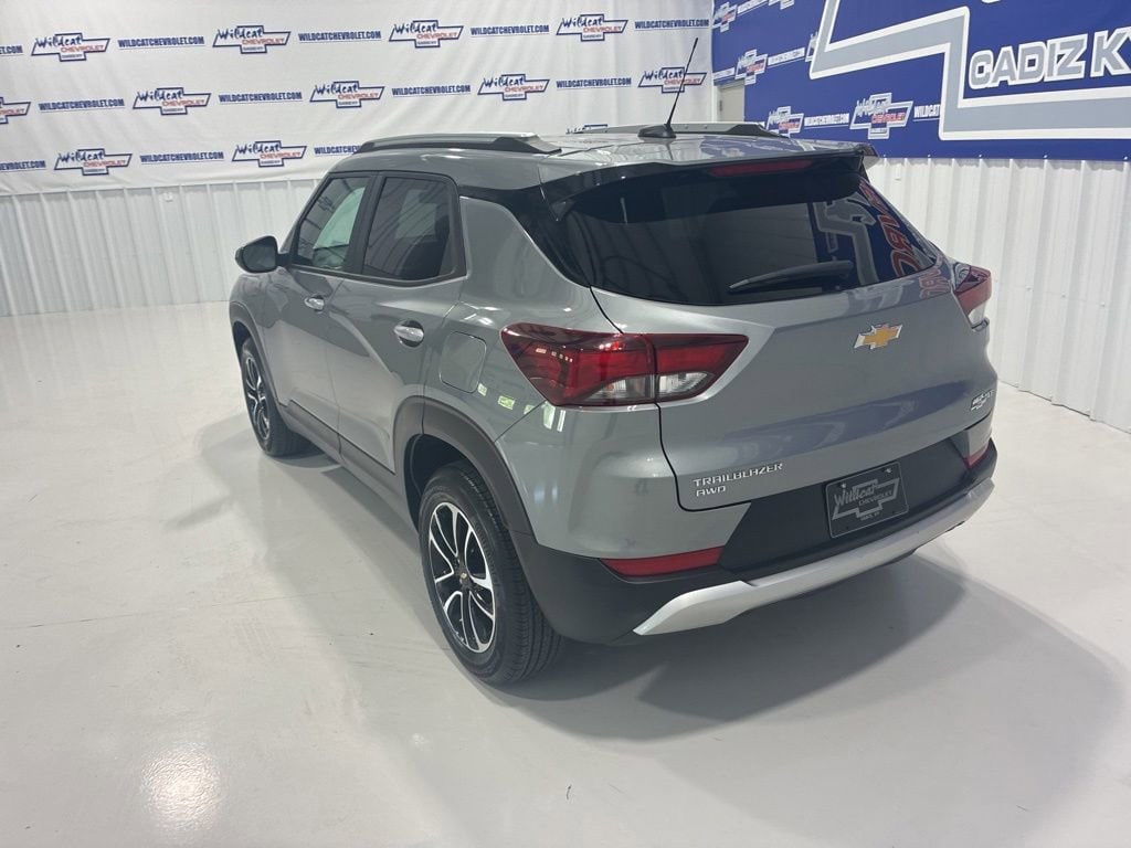 Used 2025 Chevrolet Trailblazer LT SUV