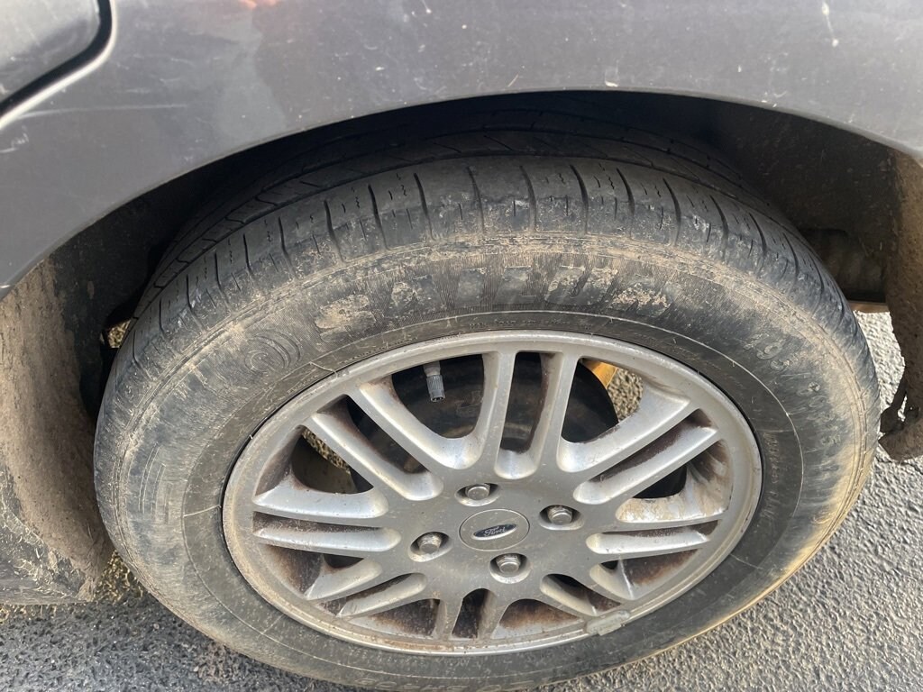 Used 2010 Ford Focus SE