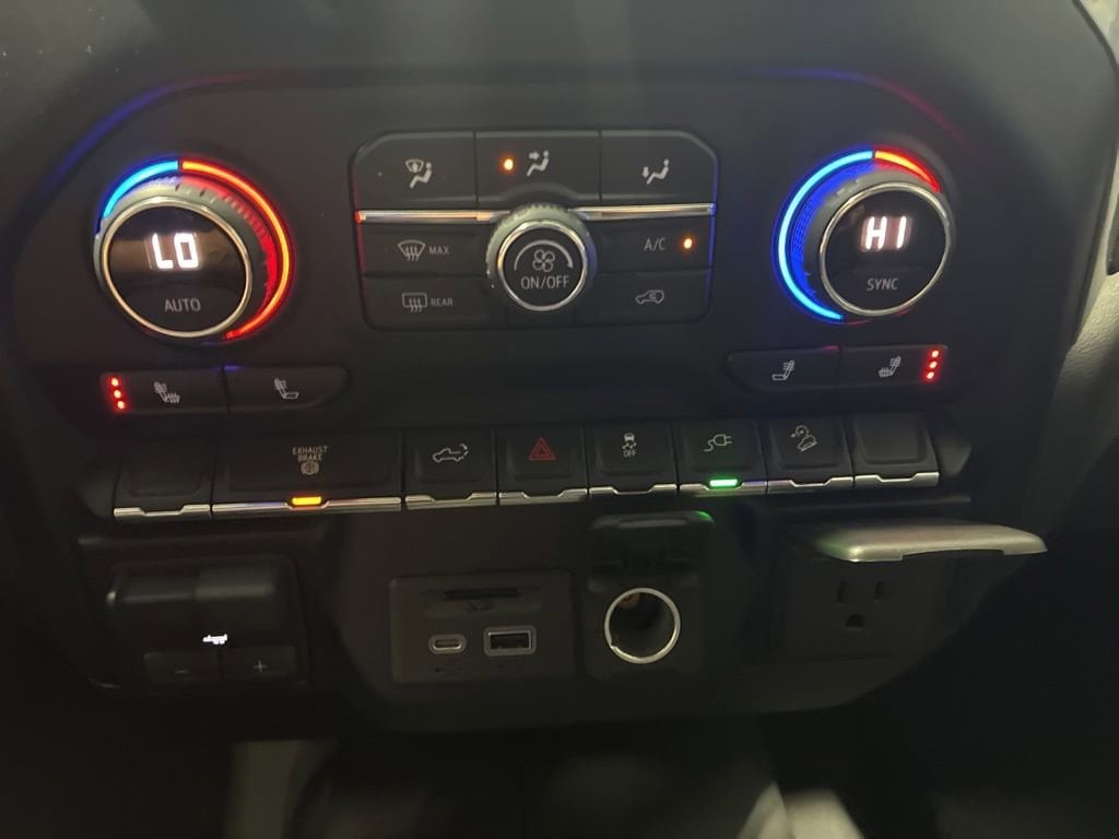 2023 Chevrolet Silverado 2500HD LTZ - Photo 31