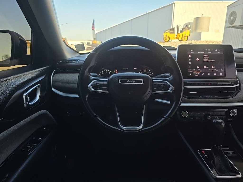 Used 2022 Jeep Compass Latitude with VIN 3C4NJCBB4NT156135 for sale in Cadiz, KY