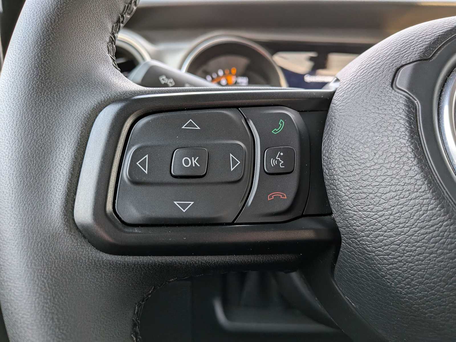 Thumbnail: 2023 Jeep Gladiator - 20