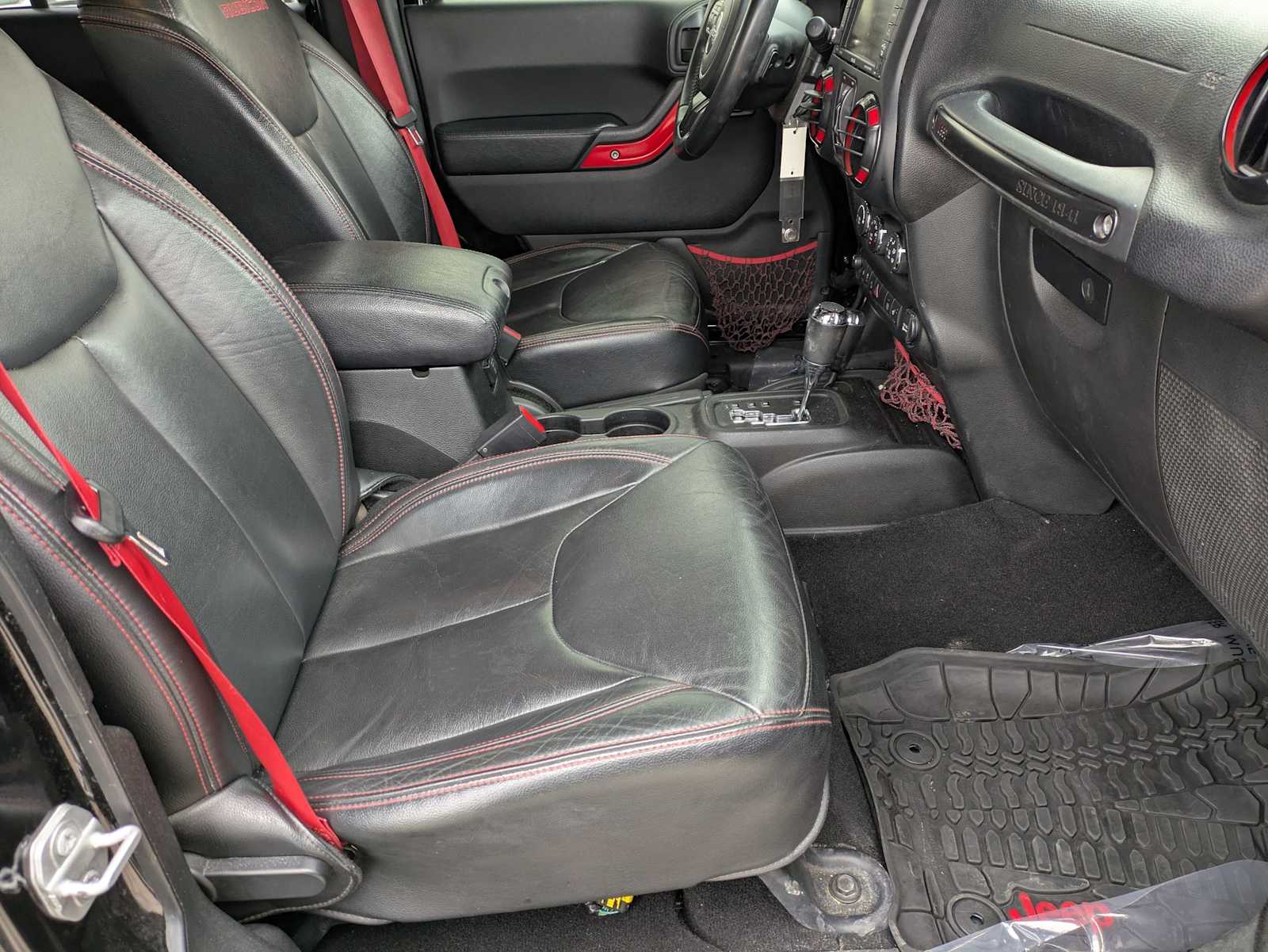 Thumbnail: 2017 Jeep Wrangler - 20