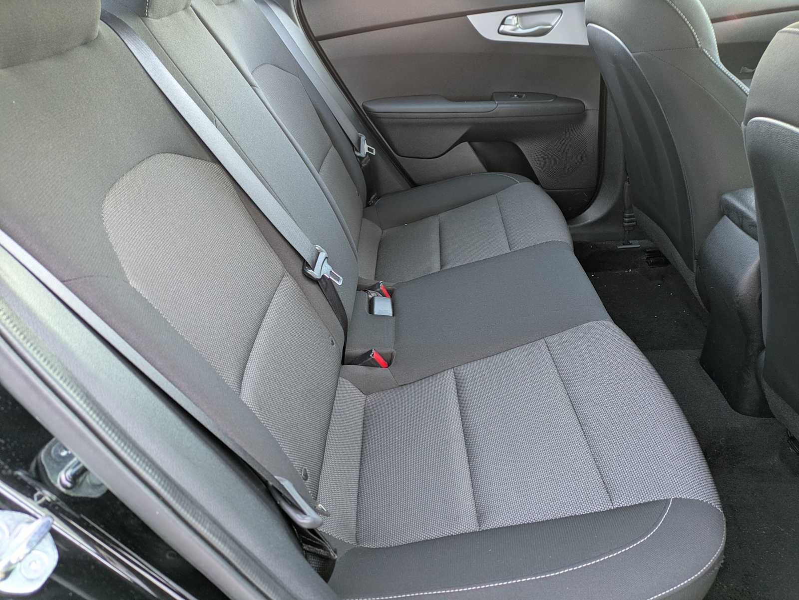 Thumbnail: 2024 Kia Forte - 18