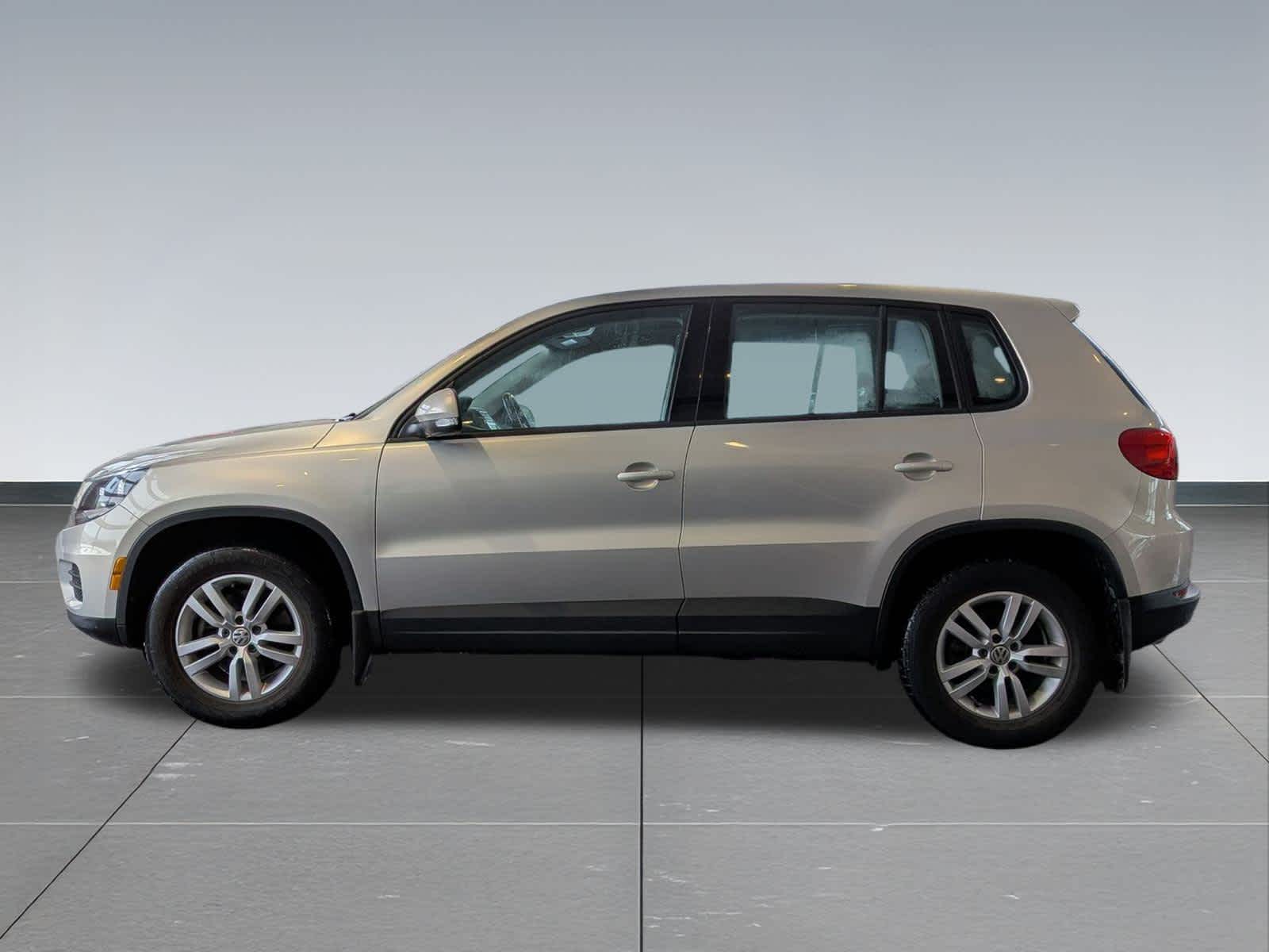 Thumbnail: 2014 Volkswagen Tiguan - 3