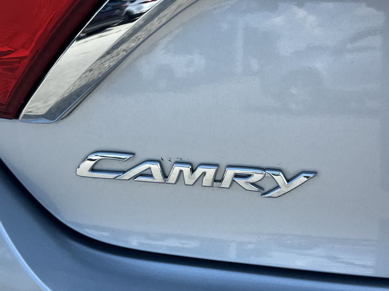 Thumbnail: 2016 Toyota Camry - 17