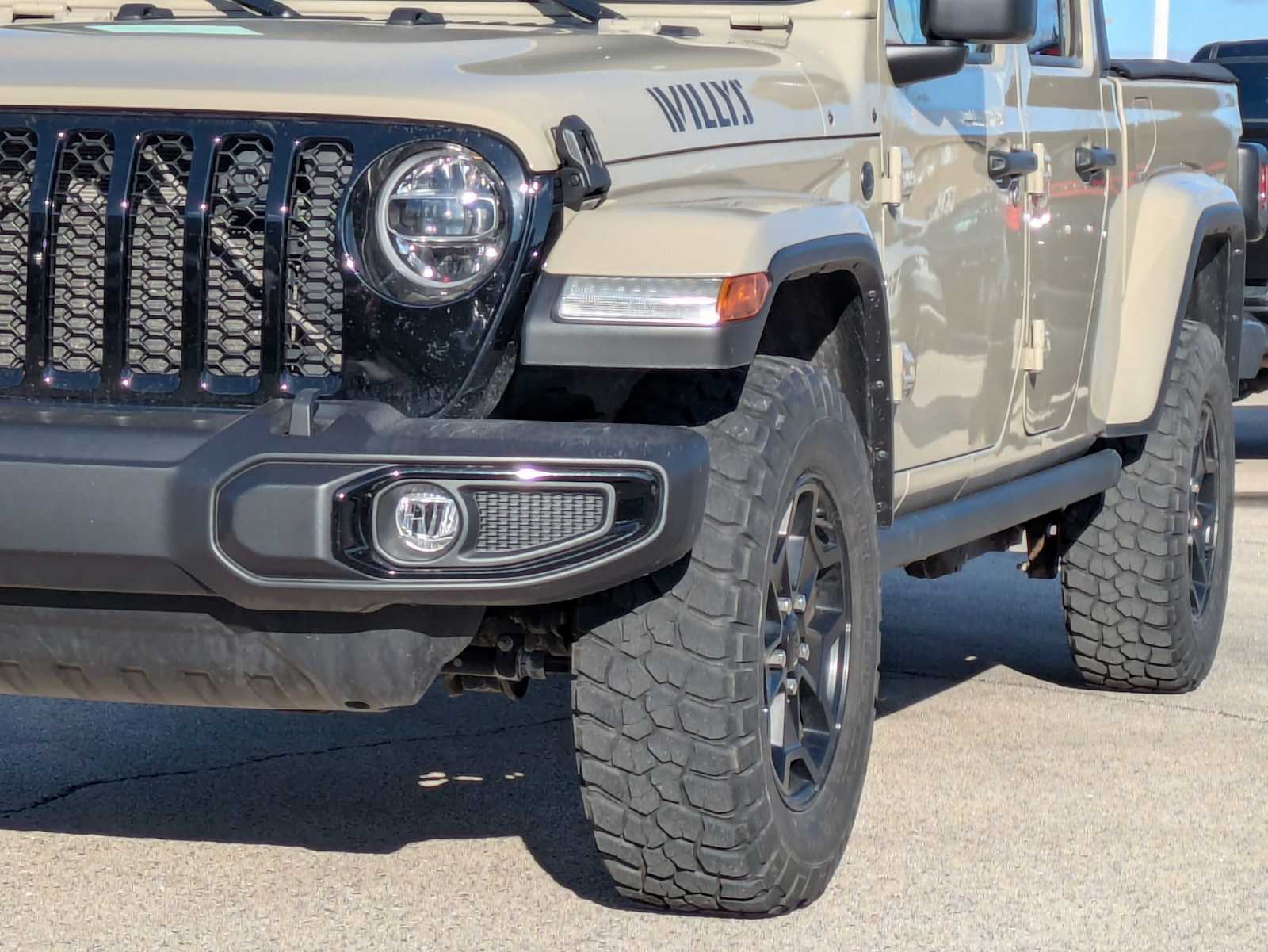 Thumbnail: 2022 Jeep Gladiator - 10