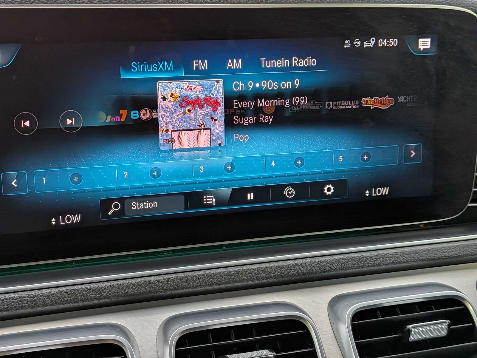 Thumbnail: 2020 Mercedes-Benz GLE - 26