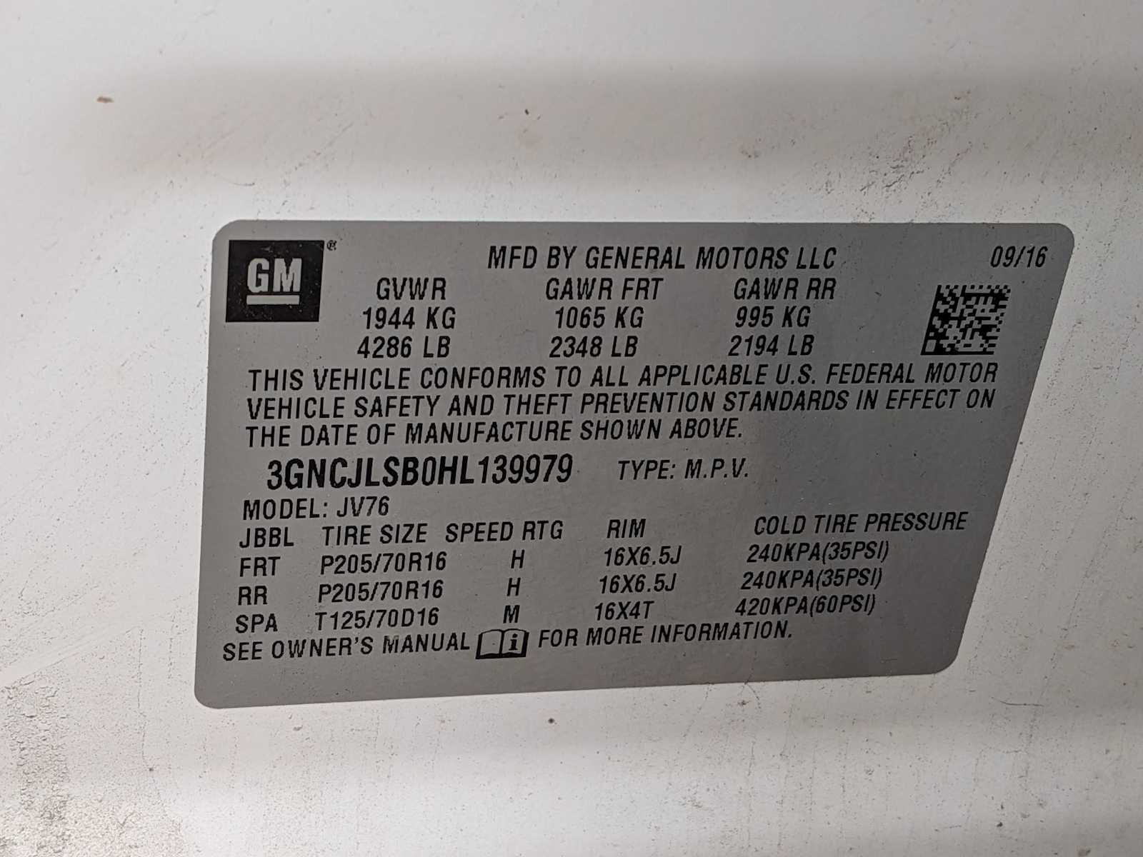 Thumbnail: 2017 Chevrolet Trax - 33