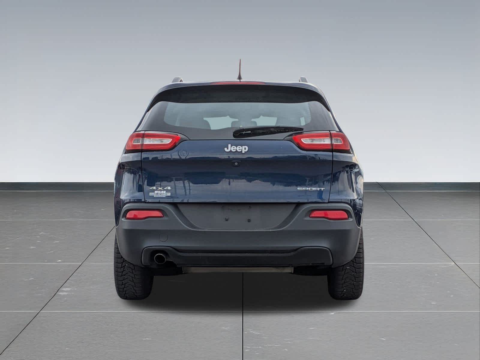 Thumbnail: 2018 Jeep Cherokee - 5