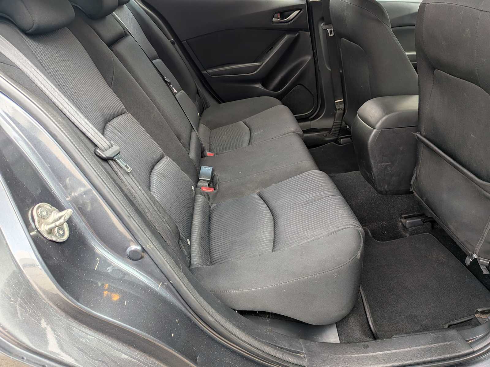 Thumbnail: 2016 Mazda Mazda3 - 19