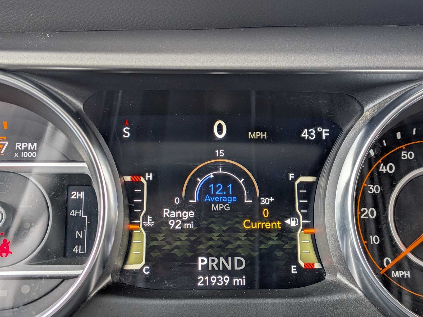 Thumbnail: 2022 Jeep Wrangler - 28