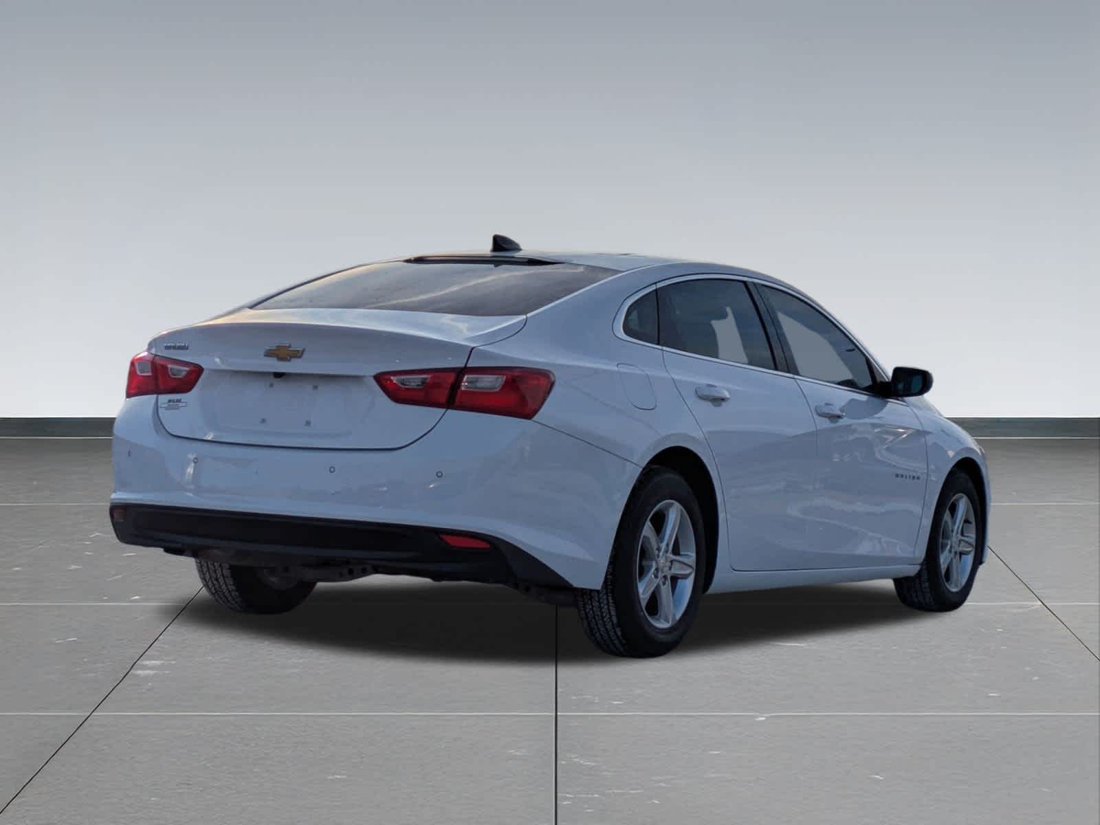Thumbnail: 2020 Chevrolet Malibu - 6