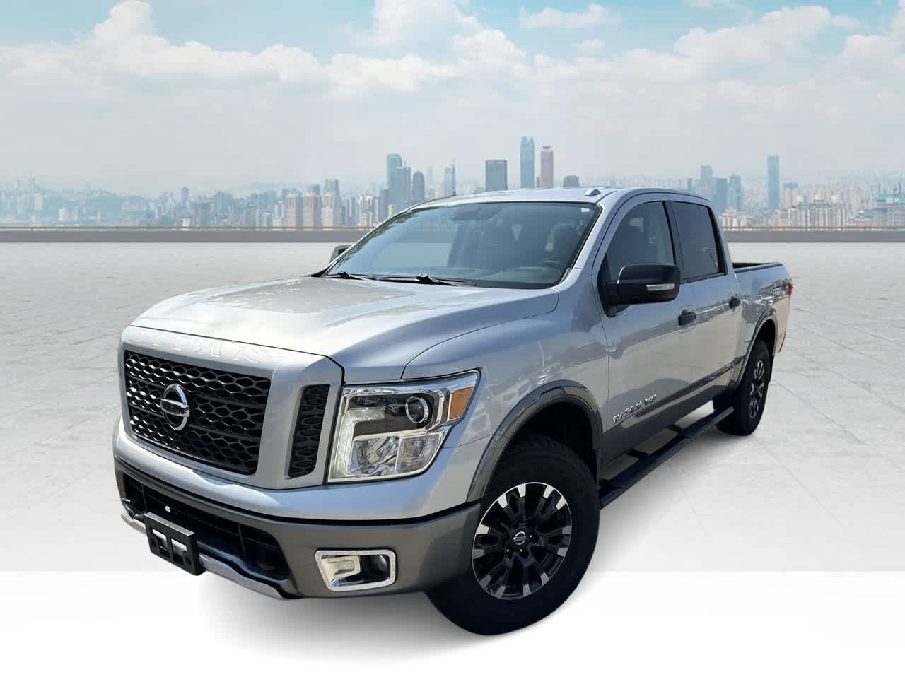 2019 Nissan Titan PRO-4X -
                  Waukesha, WI