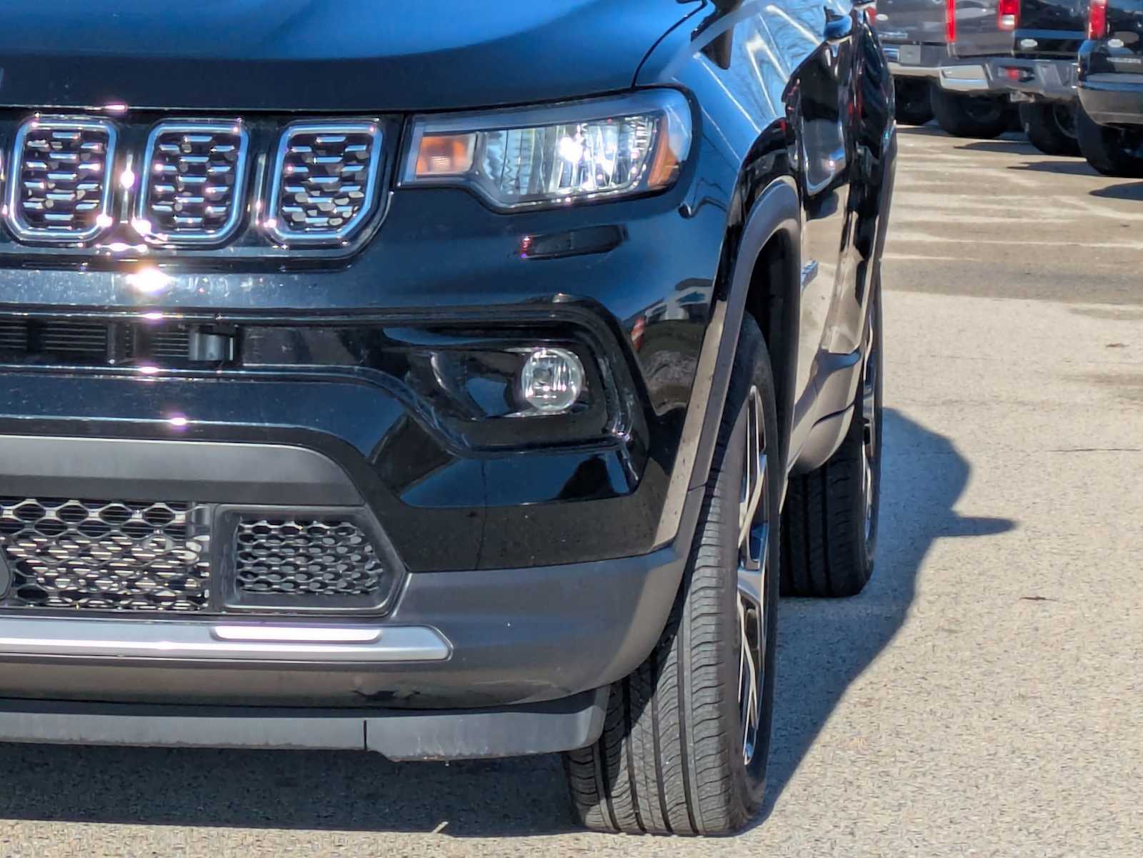 Thumbnail: 2025 Jeep Compass - 10