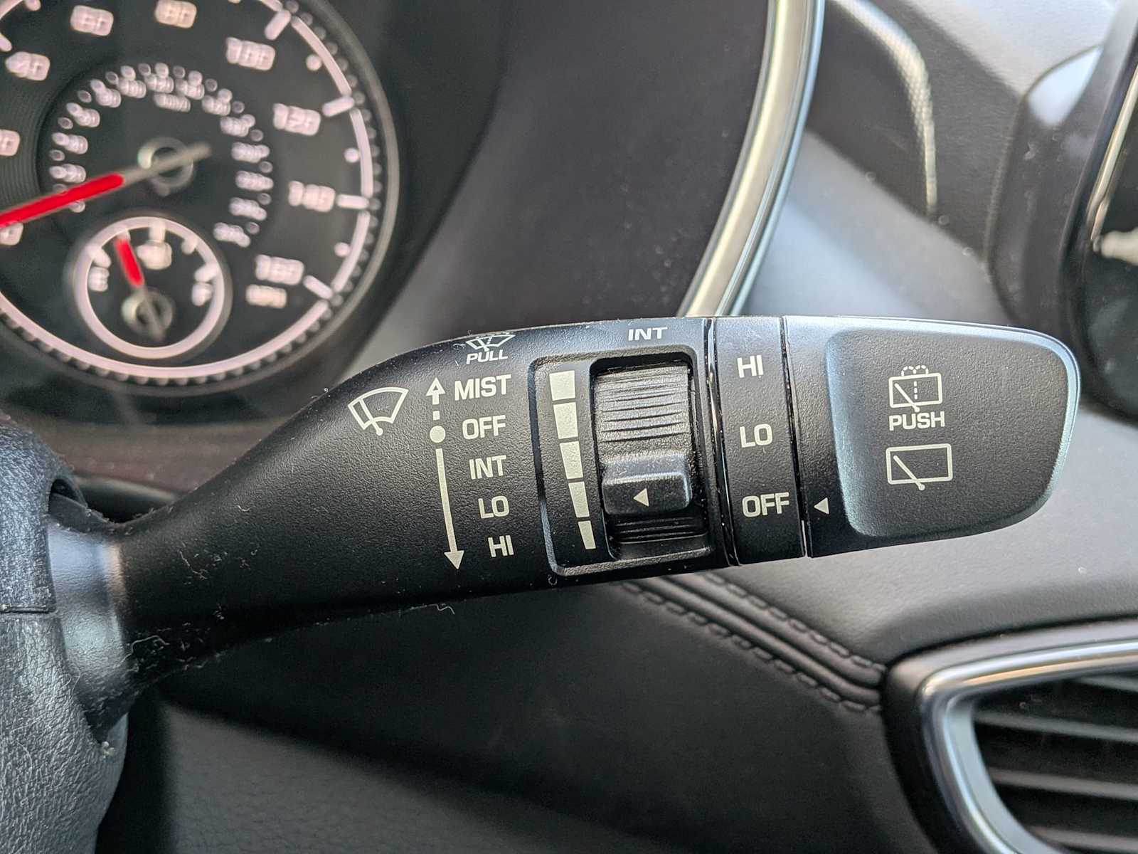 Thumbnail: 2023 Hyundai Santa Fe - 24