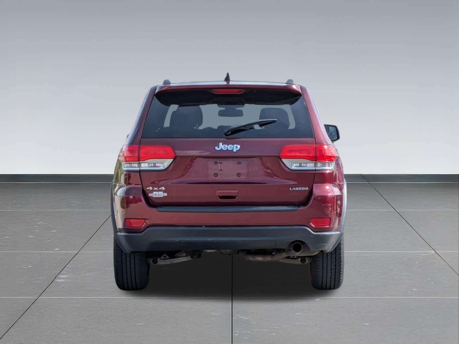 Thumbnail: 2016 Jeep Grand Cherokee - 4