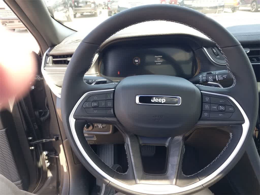 Thumbnail: 2025 Jeep Grand Cherokee L - 24