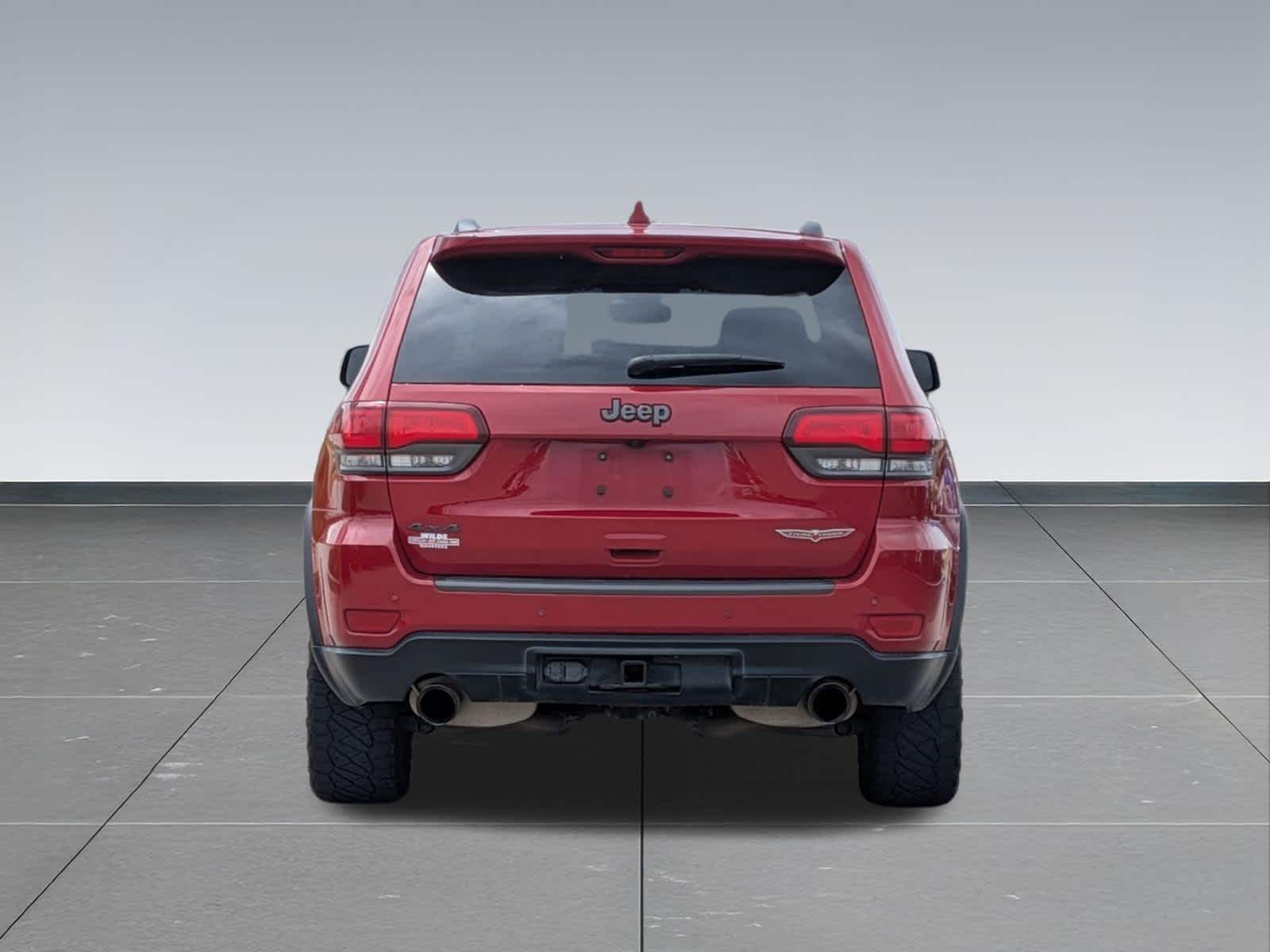 Thumbnail: 2017 Jeep Grand Cherokee - 5
