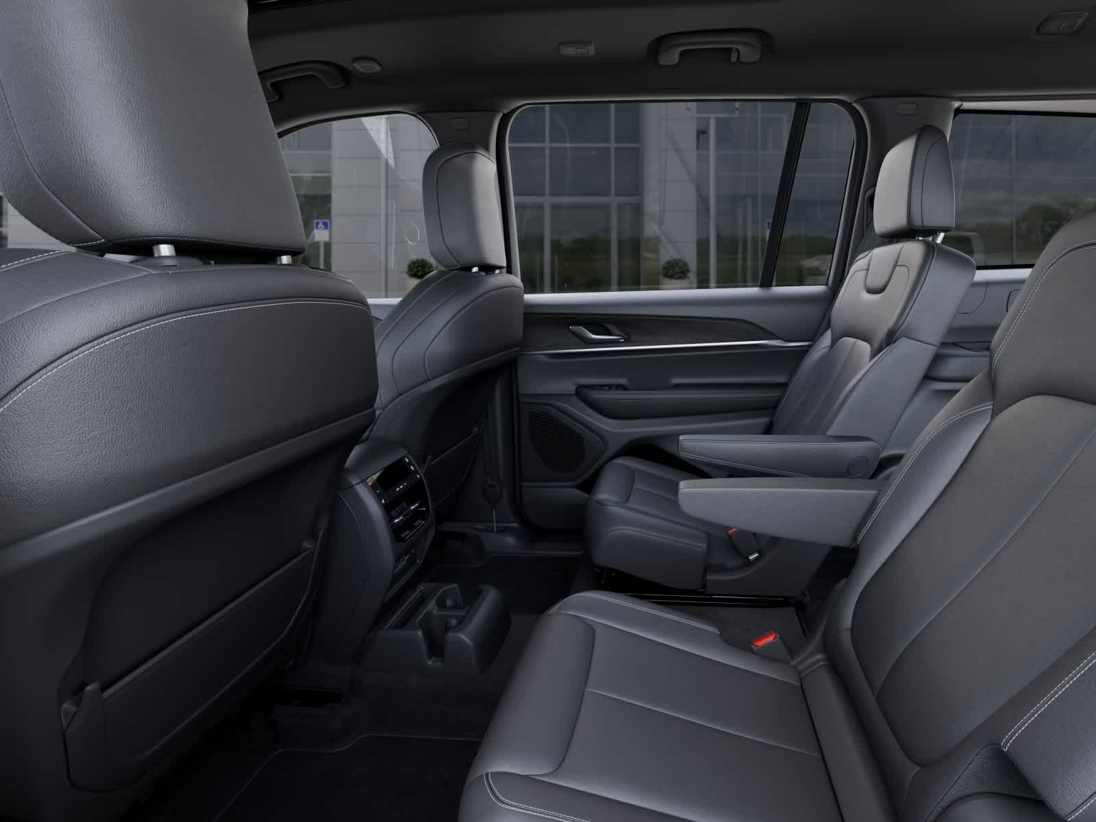 Thumbnail: 2025 Jeep Grand Cherokee L - 23