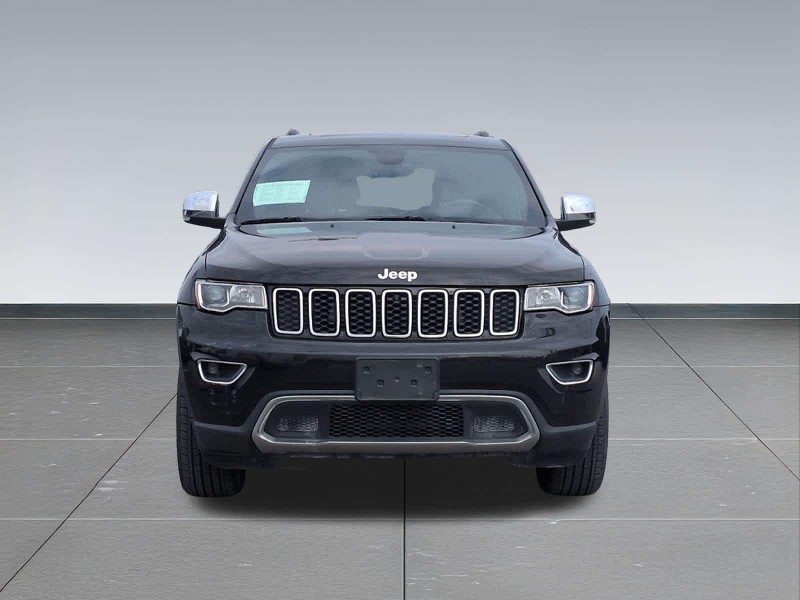 Thumbnail: 2018 Jeep Grand Cherokee - 9