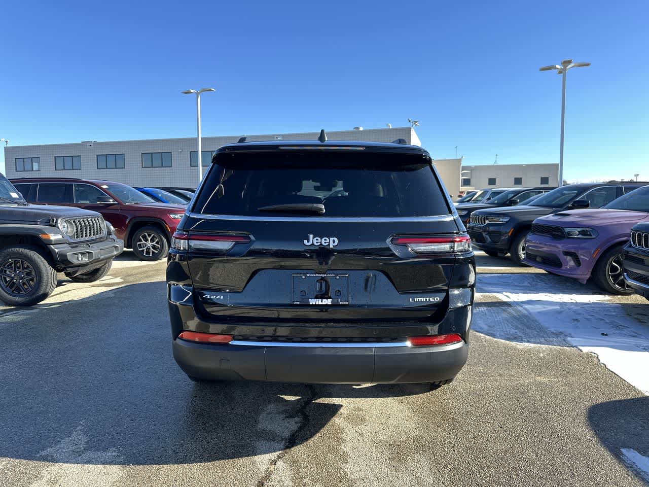 2025 Jeep Grand Cherokee Limited photo 4