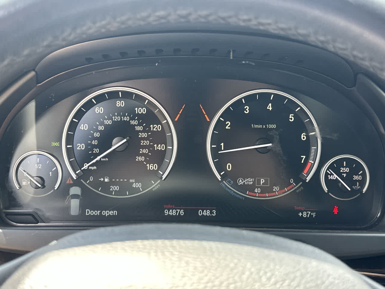 Thumbnail: 2015 BMW X5 - 25