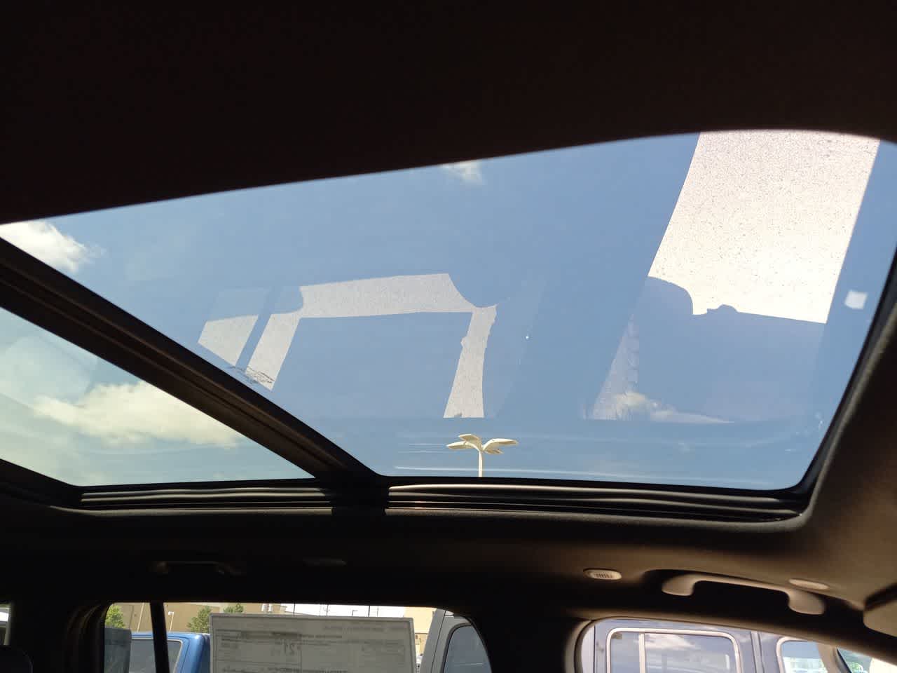 Thumbnail: 2025 Jeep Grand Cherokee L - 18