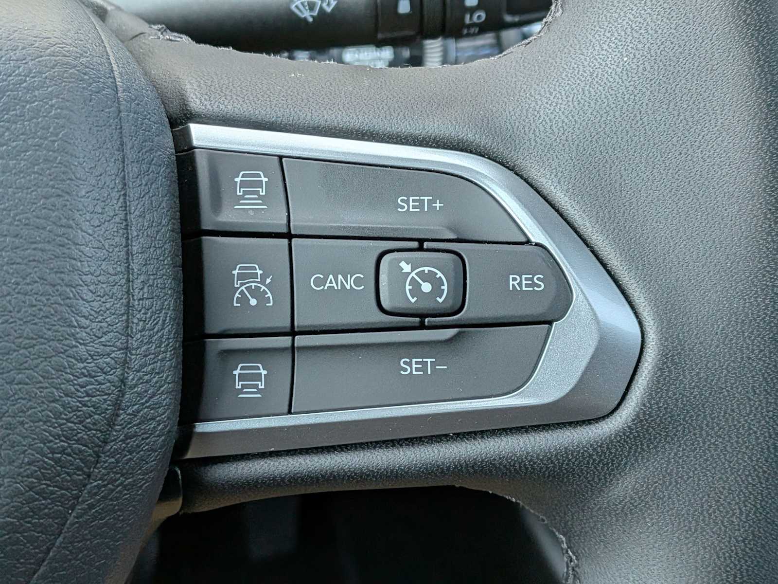 Thumbnail: 2025 Jeep Compass - 26